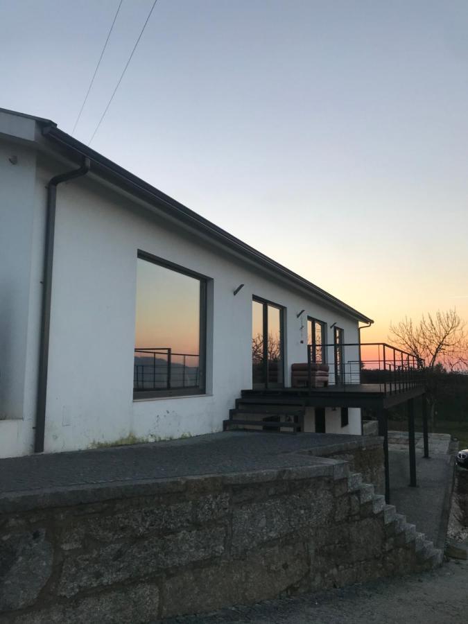 Casa Nova Villa Guimarães Exteriör bild
